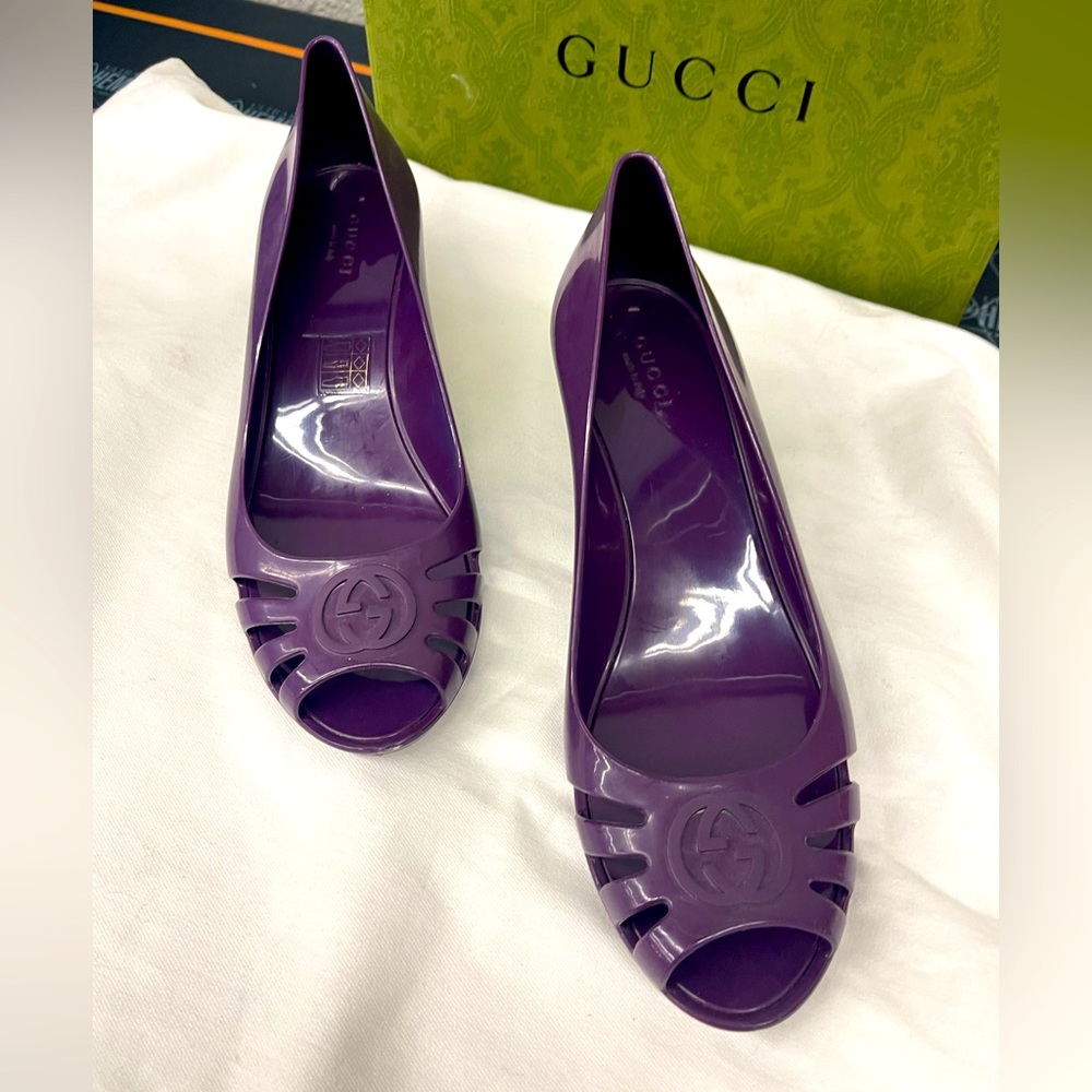 Gucci “jelly shoes”